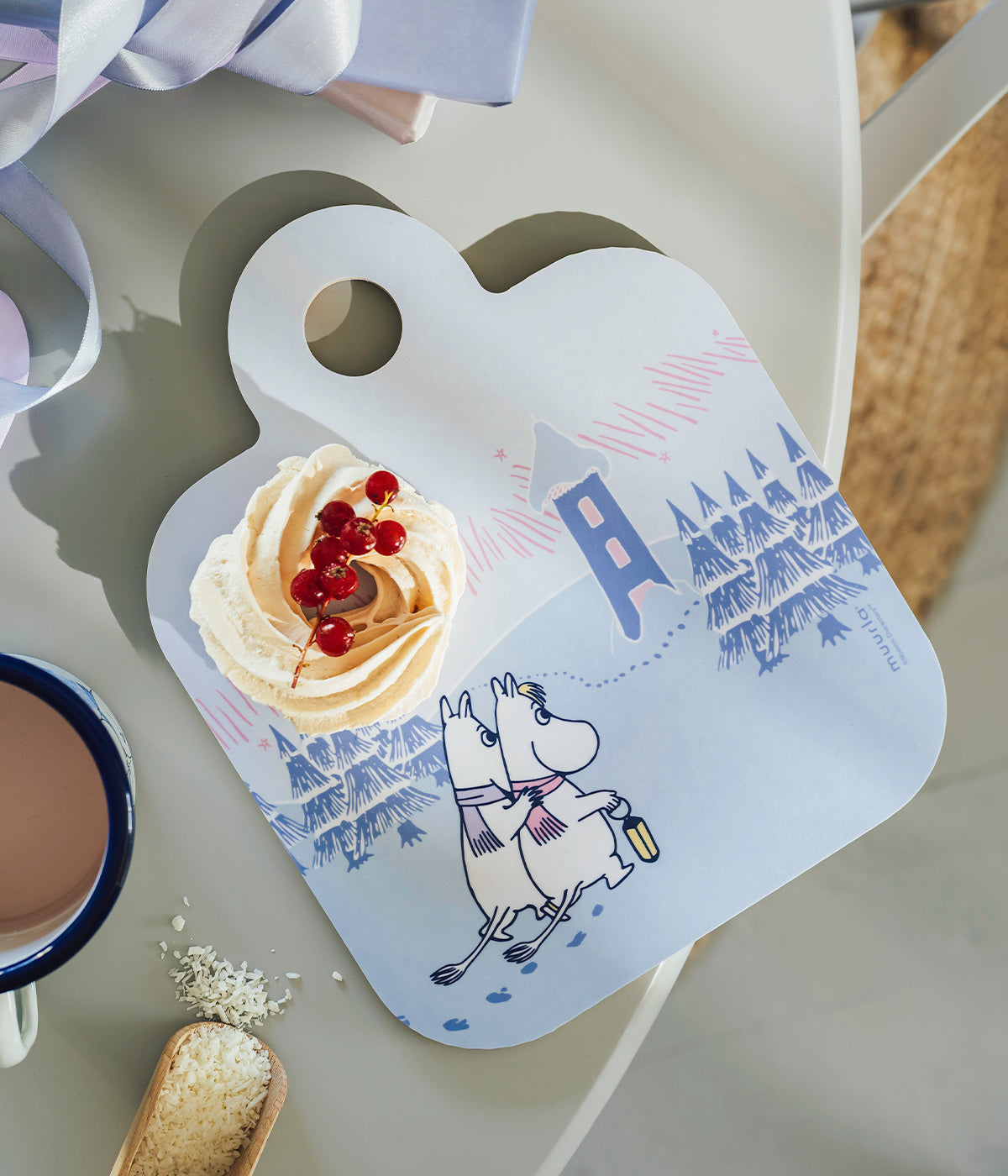Muumi Chop & Serve -lauta Pakkaspäivä 20 x 25 cm