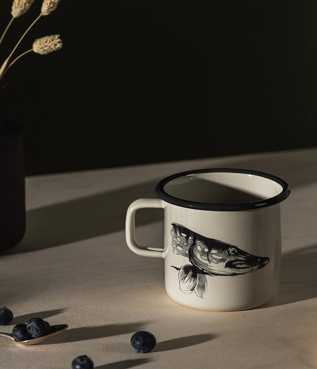 Teemu Järvi enamel mug Pike & Trout 5,5 dl